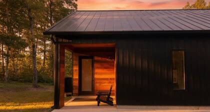Window Rock Hideaway - Forest Retreat