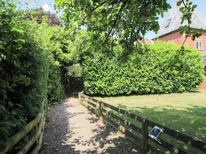 Cottage | Property grounds - The Hop Kiln (Tenbury Wells)