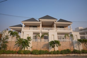 Luxury Villa, Balcony | Exterior - Kaayanaat Luxury Villa Amritsar Airport (Amritsar)