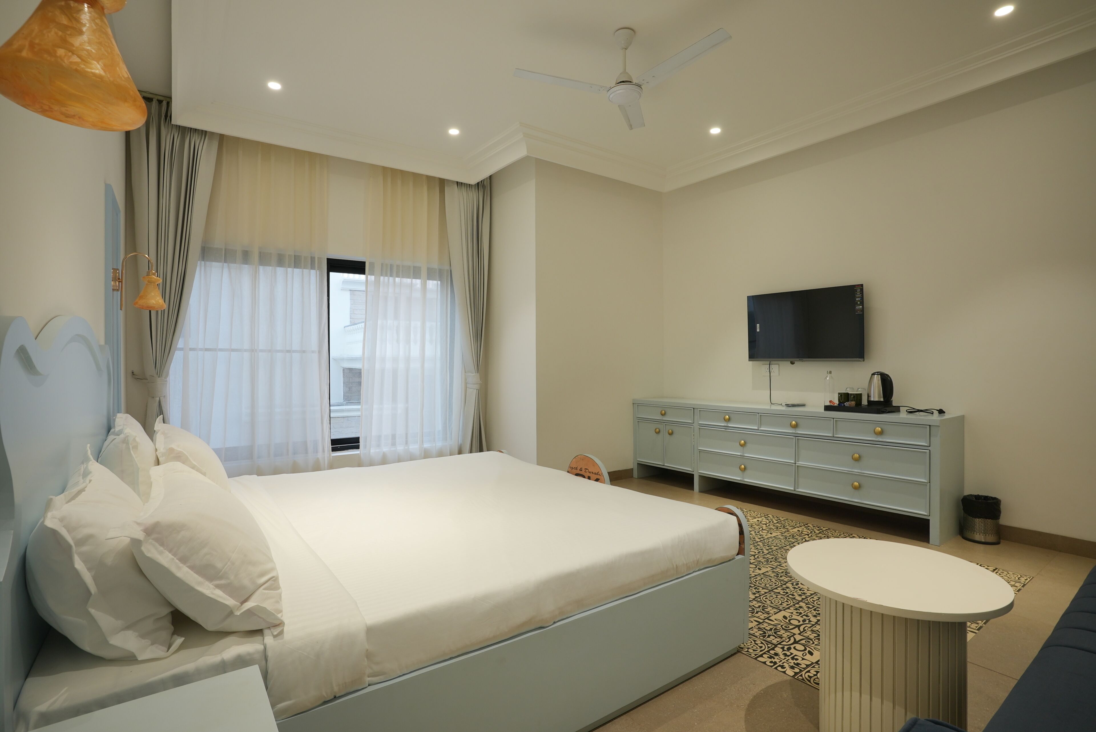 ห้องลักซ์ชัวรี่, วิวส วน | โต๊ะทำงาน, พื้นที่ทำงานแบบใช้แล็ปท็อป, เตารีด/โต๊ะรีดผ้า, Wi-Fi ฟรี