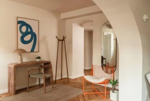 Unclassified image, 3 of 30, button - Premium Berlin Apartment near Alexanderplatz (Berlin)