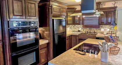 3-bed 2-bath, Casa de Salazar. A true ~ Home Away from Home ~