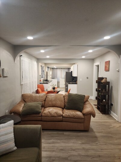 Coziness in South Broad Ripple