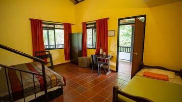 Quadruple Room, Garden View | Hypo-allergenic bedding, individually decorated, individually furnished