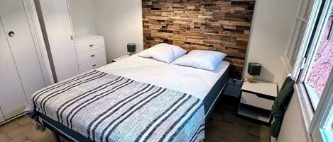 2 bedrooms