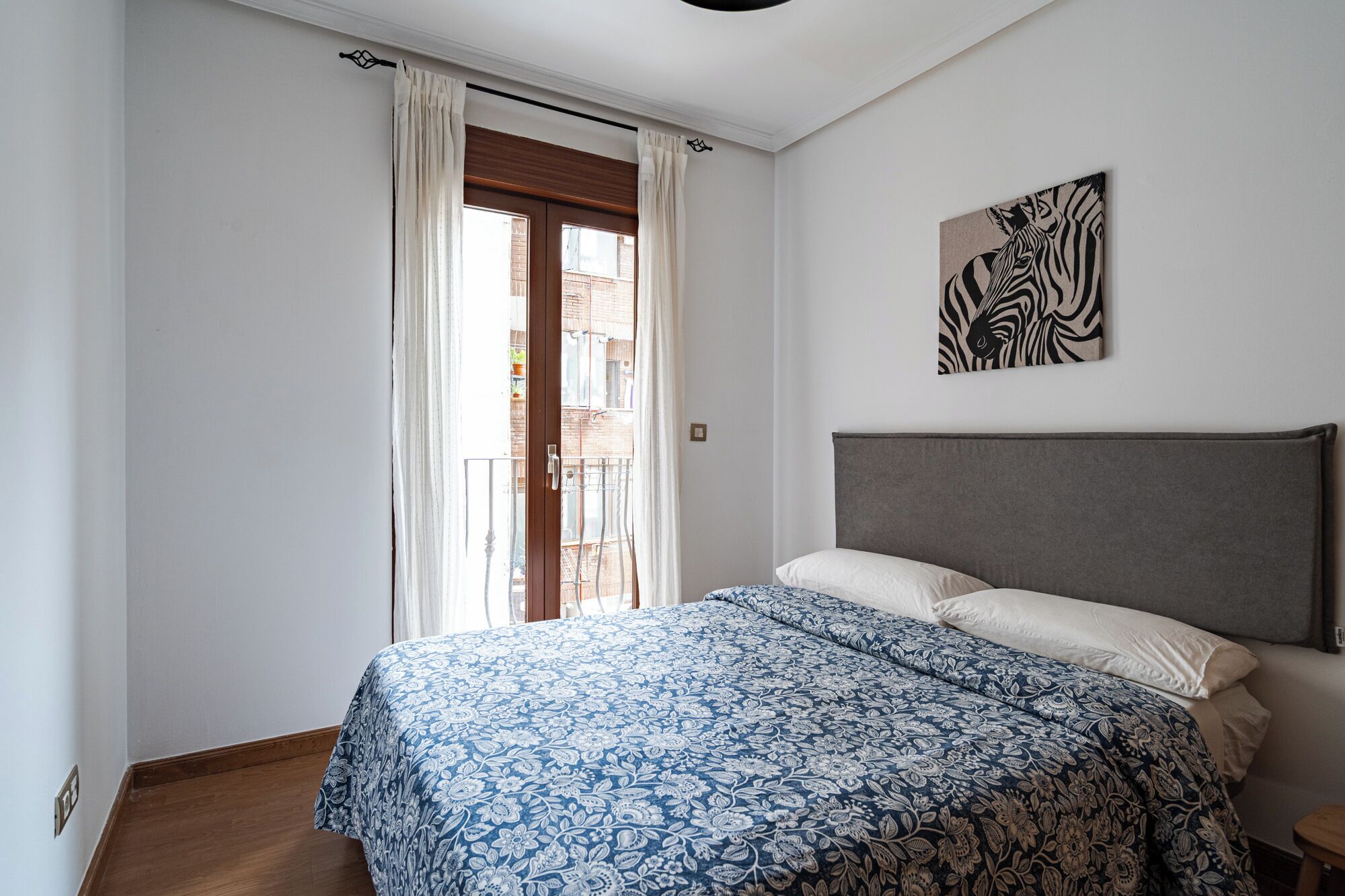 2 slaapkamers, een strijkplank/strijkijzer, wifi, beddengoed