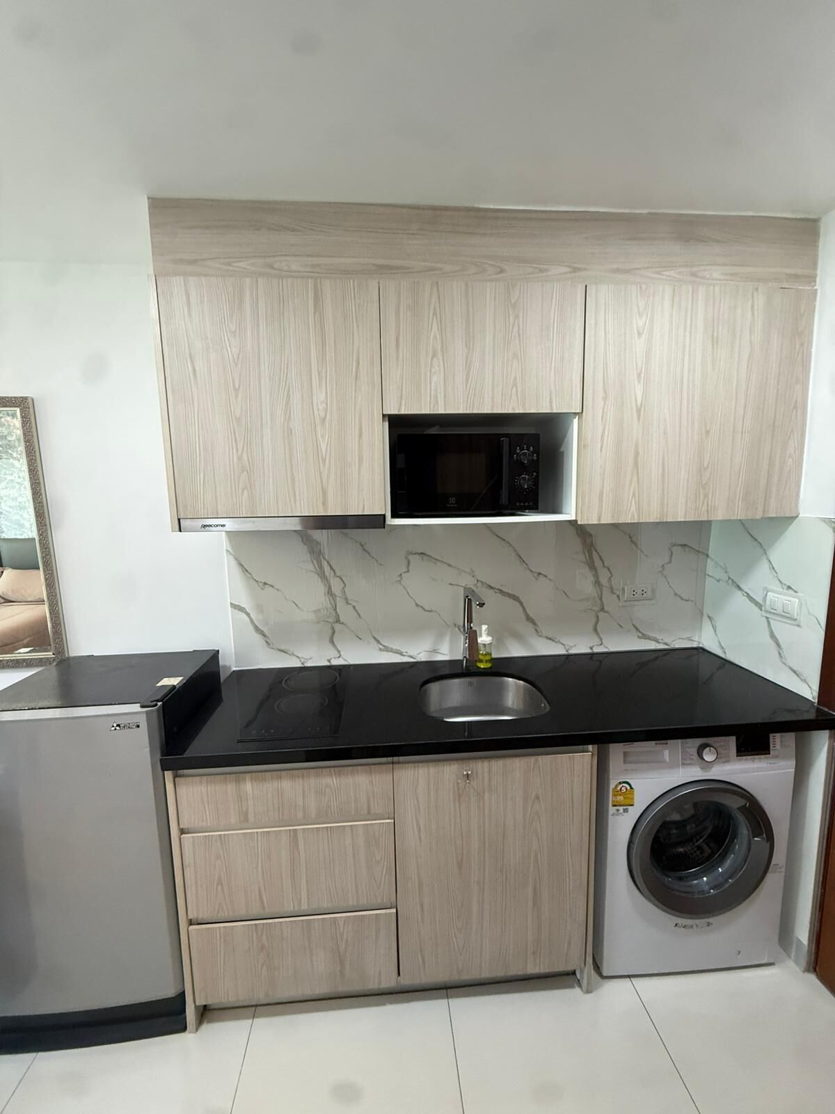 Fridge, microwave, coffee/tea maker, electric kettle