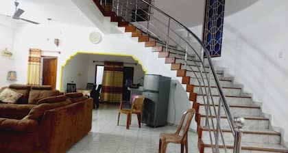 Kamaleswari Villa Trincomalee | 3BR House | 2km to Beach | Family Stay
