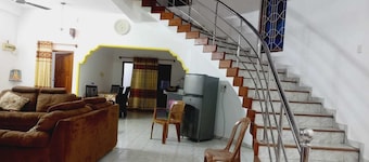 Kamaleswari Villa Trincomalee | 3BR House | 2km to Beach | Family Stay