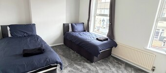 3 Bed House Contractor Friendly Long Stays Welcome