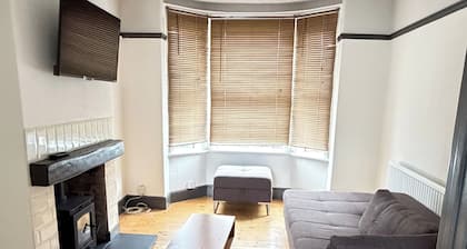 3 Bed House Contractor Friendly Long Stays Welcome