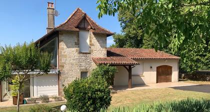 Grande maison au calme avec grande terrasse et vue imprenable