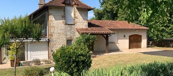Spacious house in a quiet location with a large terrace and breathtaking views