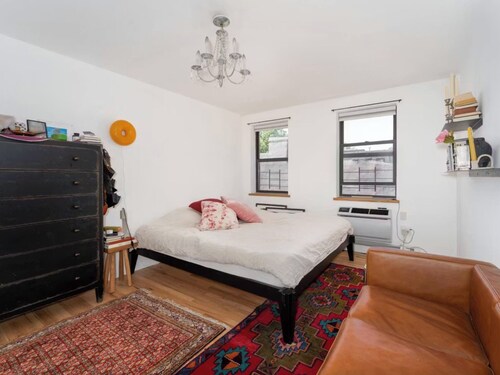Sunny and spacious 3-bedroom condo with AC in Brooklyn's best neighborhood