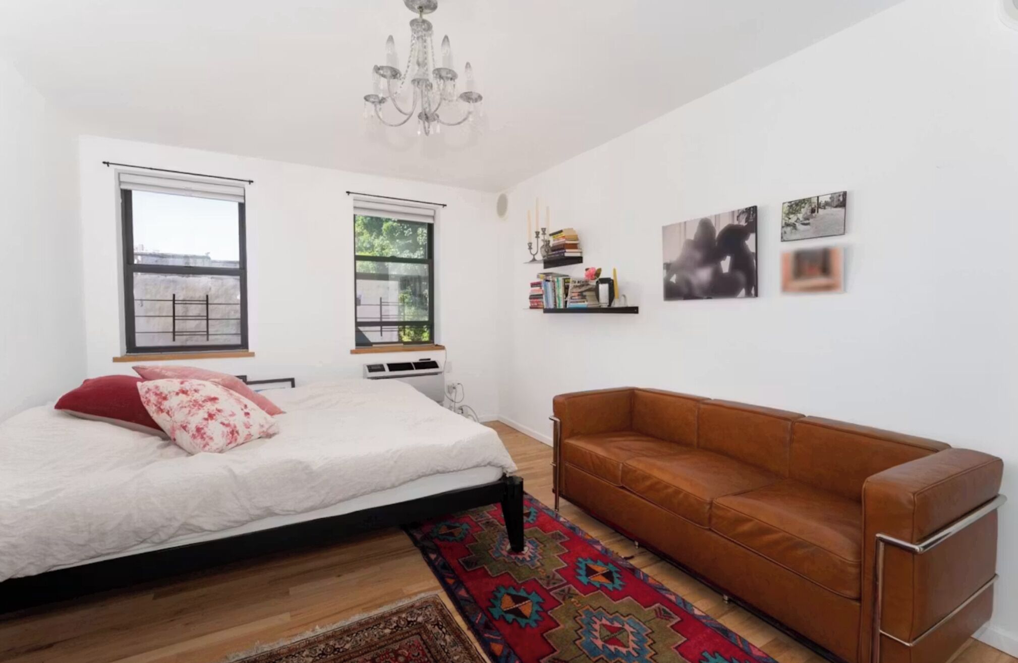 3 habitaciones, tabla de planchar con plancha, internet y ropa de cama 