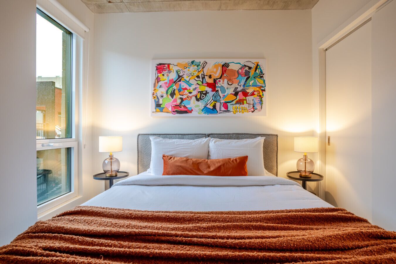 2 chambres, fer et planche à repasser, Wi-Fi, draps fournis