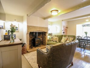 Cottage | Living area - Hope Cottage (Bakewell)