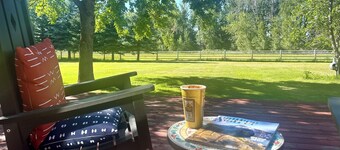 Private Luxurious 3BR Bellevue Retreat with Hot Tub & Game Room Near River
