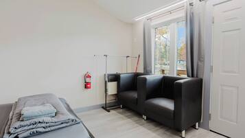1 chambre, Wi-Fi, literie fournie, accessible en fauteuil roulant