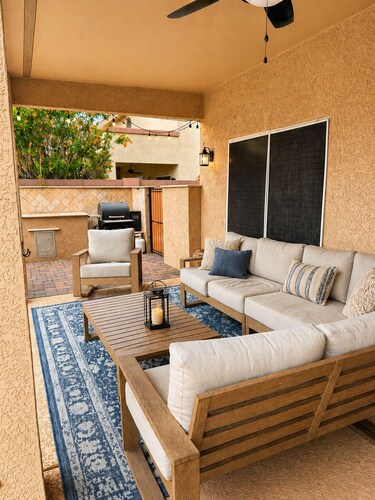 Spacious 6-bedroom house in charming Peoria with AC