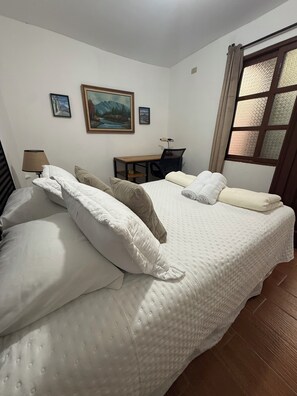 Room - Villa Escondida-Apartment with excellent location in Antigua Guatemala (Guatemala)