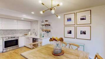 Fridge, microwave, stovetop