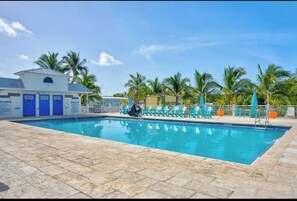 Pool - Costa Blanca House (Key largo)