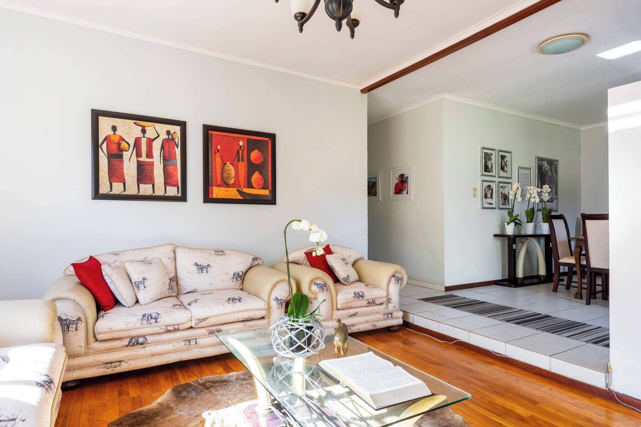 Room, Multiple Bedrooms, Smoking | Living room