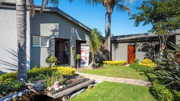 Room, Multiple Bedrooms, Smoking | Exterior