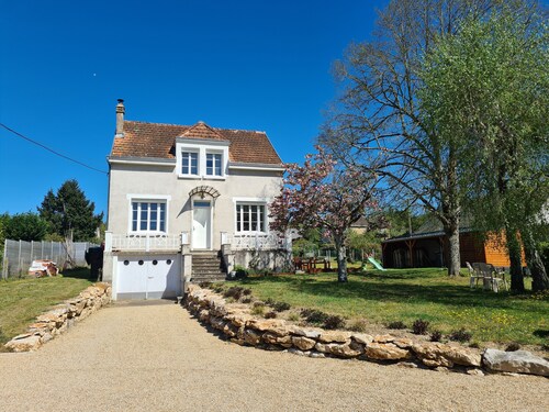 La Chenoncelle, a family-friendly vacation rental just outside Chenonceau, sleeps 7