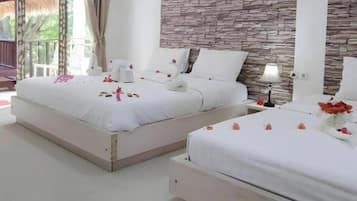 Family Double Room, Balcony | Wi-fi percuma