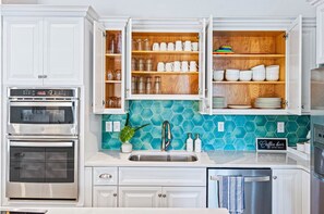 Ferienhaus, Mehrere Betten (Emerald Coastin') | Eigene Küche