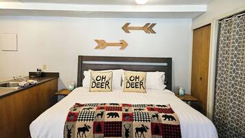 WiFi (free), bed sheets