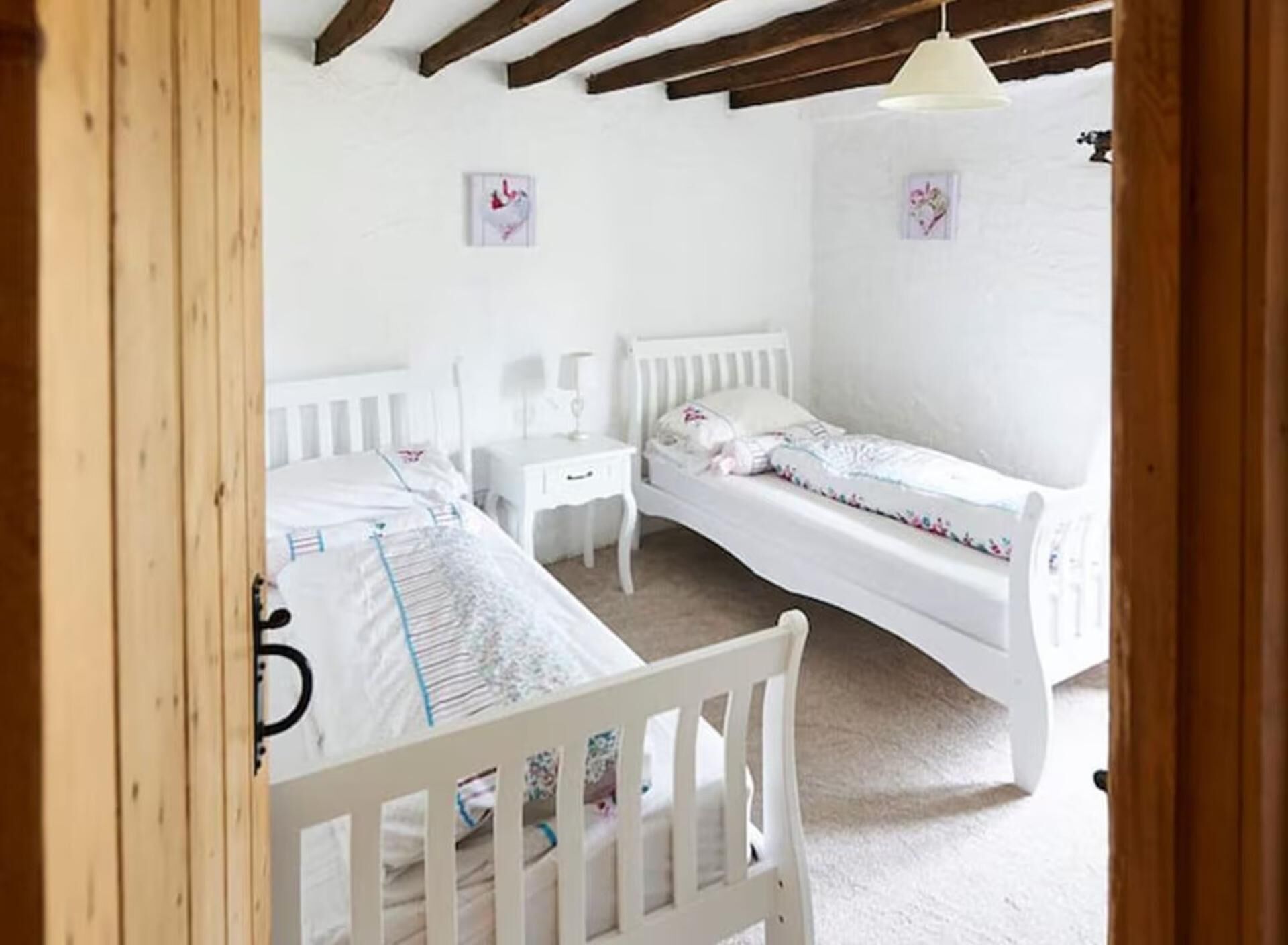 4 Schlafzimmer, Bügeleisen/Bügelbrett, kostenloses WLAN, Bettwäsche