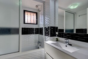 Bathroom - Vrbo Property (Costa Adeje)