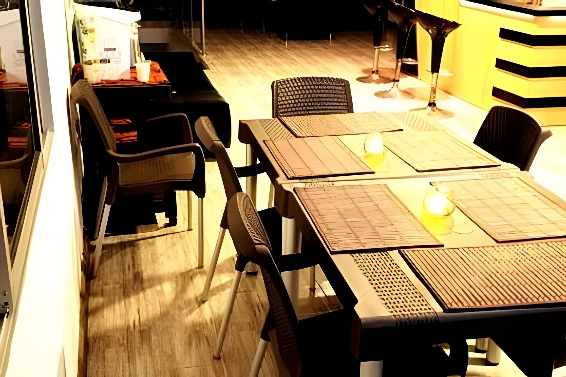 Apartment | Dining