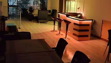 Departamento | Bar (en la propiedad)