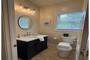 Bathroom - New! Clean, bright cottage walking distance to downtown Aiken! (Aiken)