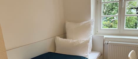 3 chambres, accès Internet, draps fournis