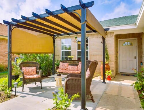 Easy Coastal •Lakeside •Golf Retreat •Pet-Friendly