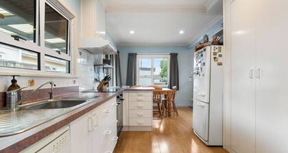 The Quiet Nook - Tauranga Holiday Home