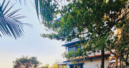 Cozy 3 bedroom bungalow in lovely Lonavala with AC