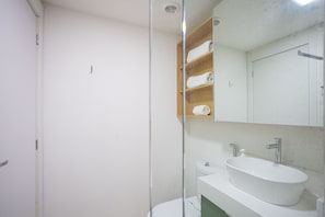 Basic-Apartment | Badezimmer