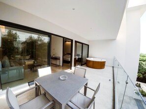 Outdoor dining - Vrbo Property (Playa del Carmen)