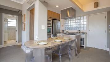 Basic Apartment | Private kitchen