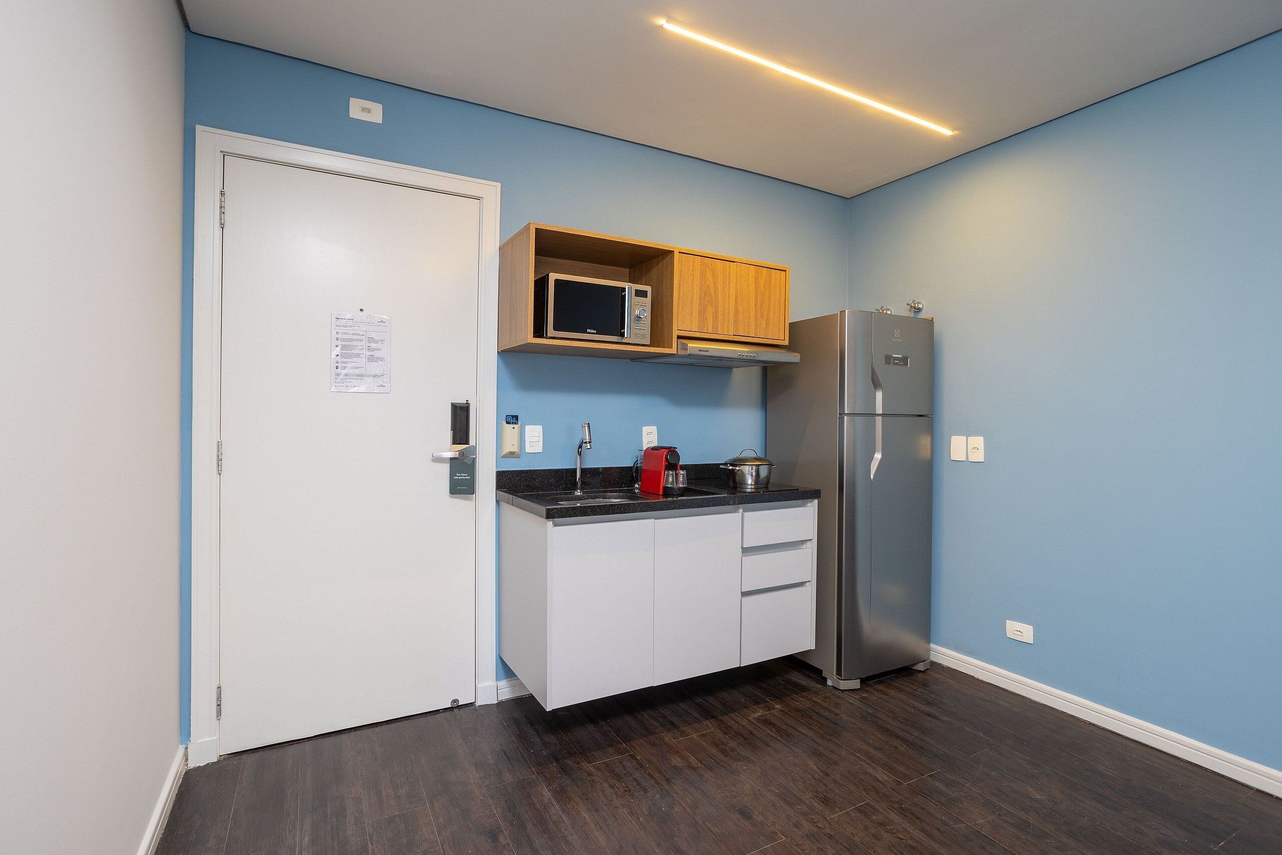 Basic Apartment | Private kitchen