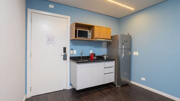 Basic Apartment | Private kitchen