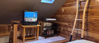 Peaceful and cozy 1 bed 1 bath in quaint Winchester