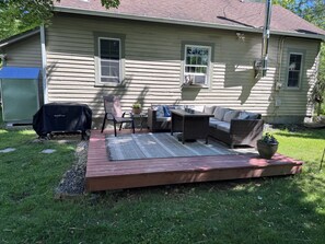 Outdoor dining - Peaceful and cozy 1 bed 1 bath in quaint Winchester (Winchester)