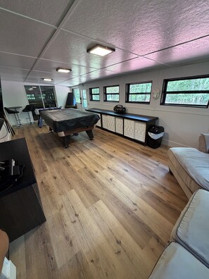 Spielezimmer